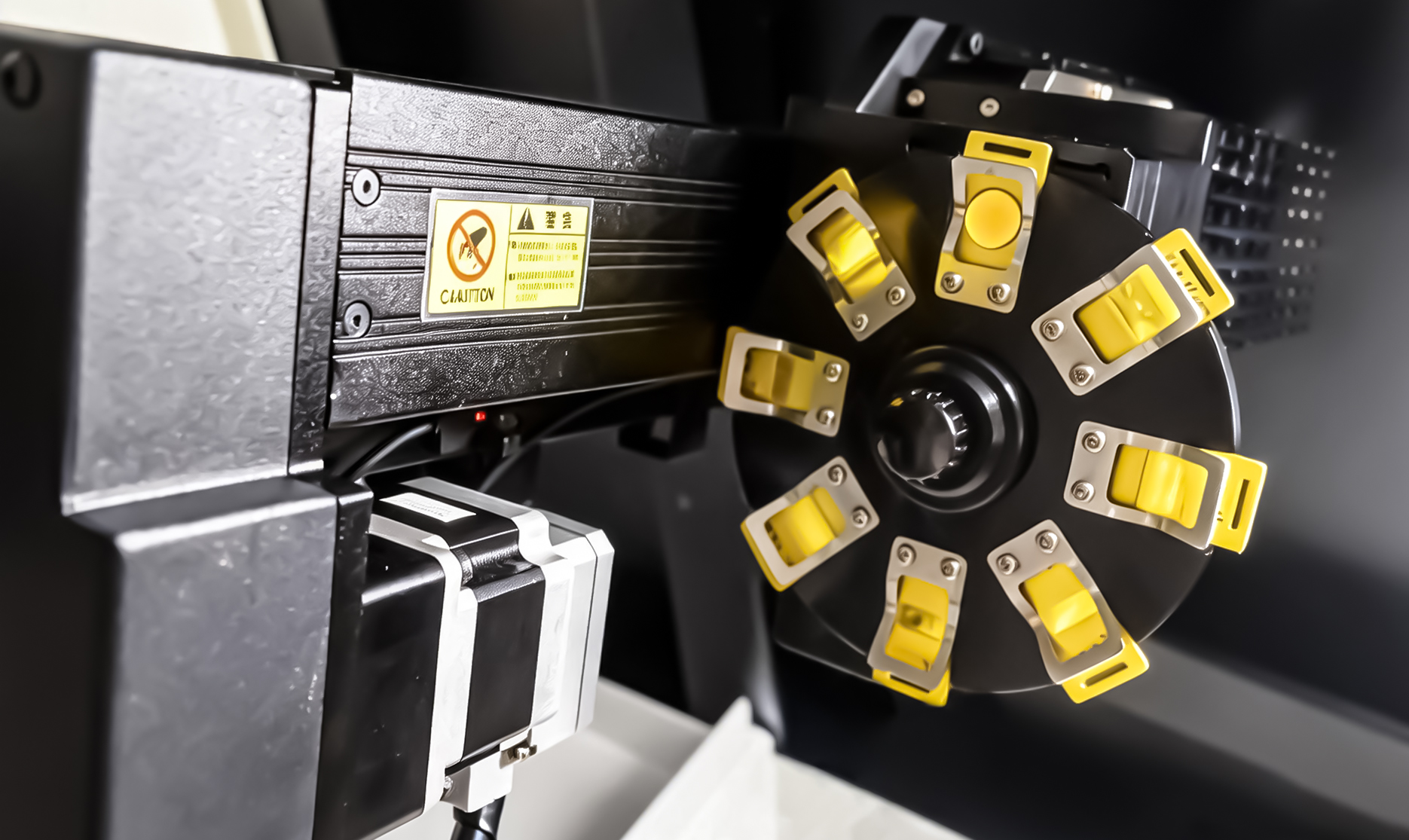 Гибкий демонтаж многопозиционного автоподатчика